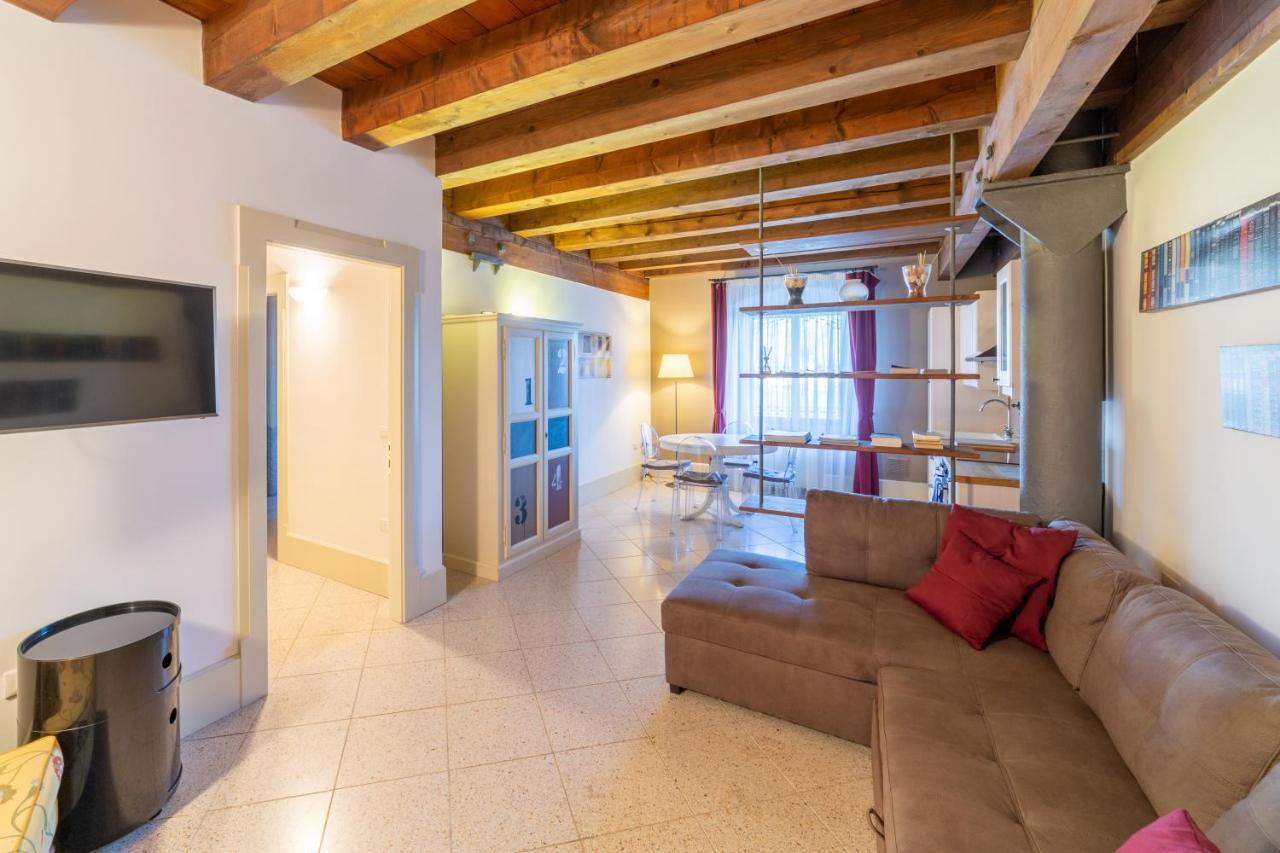 Youatmolino Canal View Apartment Венеция Екстериор снимка