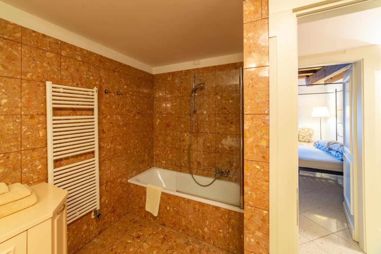 Youatmolino Canal View Apartment Венеция Екстериор снимка